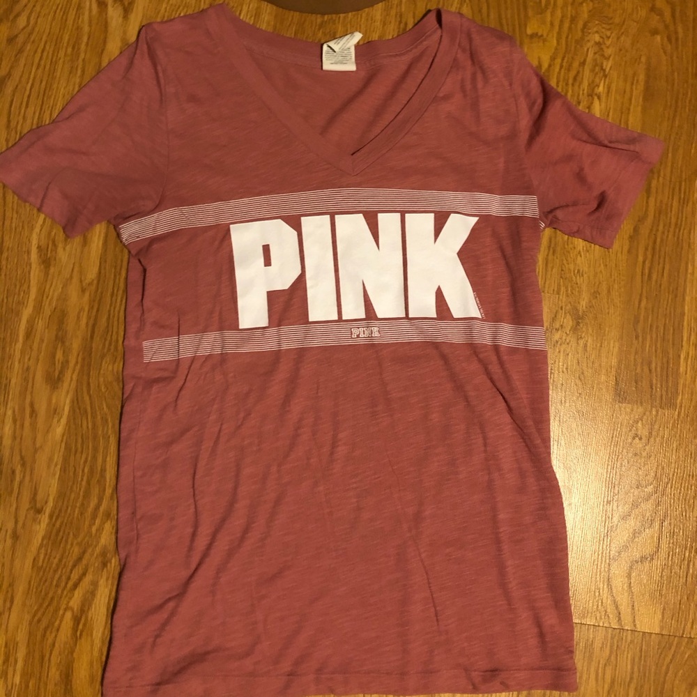 PInk tshirt